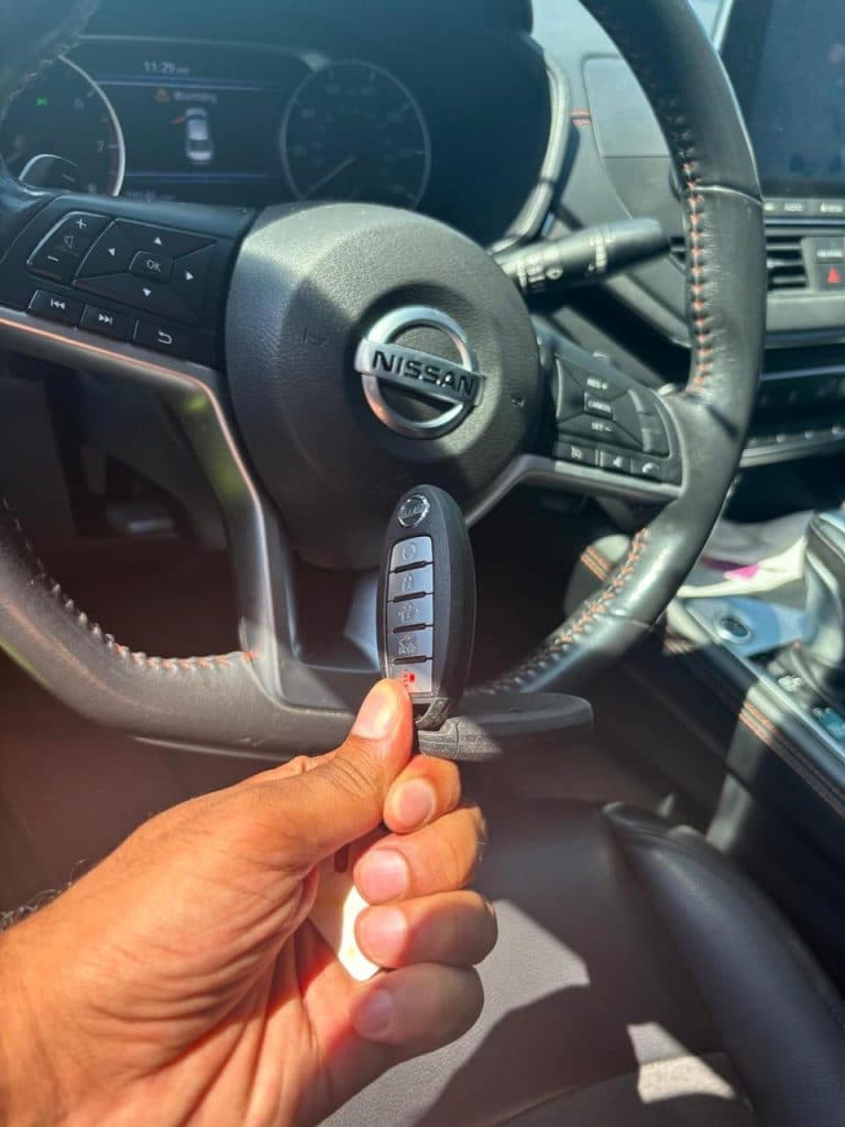 24Locksmith service – deadbolt installation